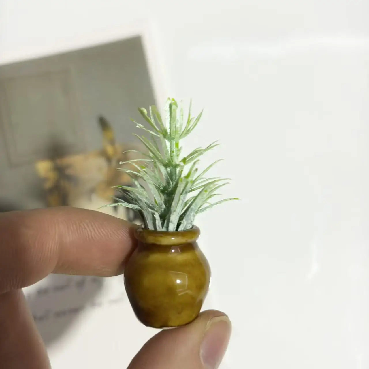 Magnetic Mini Bud Vase Set | Cute Ceramic Fridge Magnets for Flowers, Kitchen Decor & Dopamine Home Decor